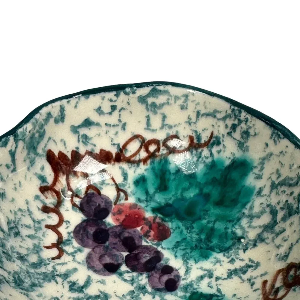 Vintage Majolica‎ Footed Dessert Berry Bowl Dish Grapes White Blue Spongeware